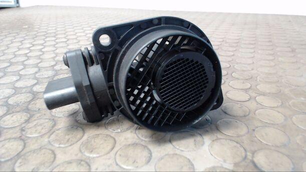 Foto: LUFTMASSENMESSER BOSCH eines VW Golf 1.9 TDI
