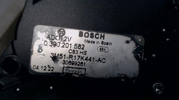 Foto: SCHEIBENWISCHERMOTOR HINTEN eines Ford Focus 1.4 16V GL