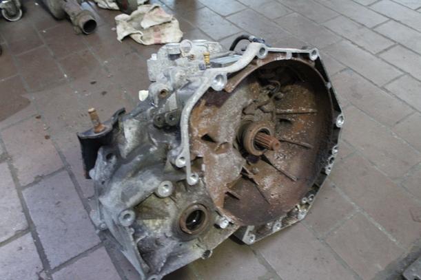 Foto: SCHALTGETRIEBE F35 3,82 eines Opel Zafira 2.2 DTI GLXi