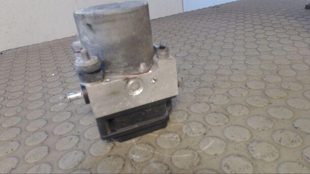 Foto: HAUPTBREMSAGGREGAT ABS eines Fiat Punto 1.2 8V Eco