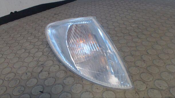 Foto: BLINKER VORN RECHTS eines Renault Megane Scenic 1.6 Eco