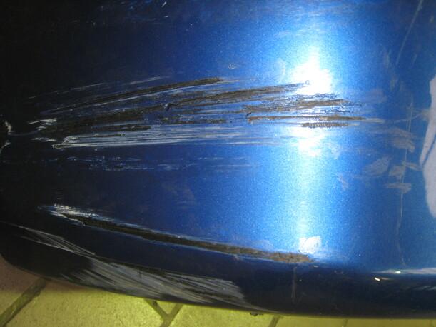 Foto: STOSSSTANGE / STOSSFÄNGER VORN eines Honda Civic 1.5i CL
