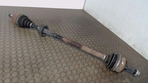 Foto: ANTRIEBSWELLE VORN LINKS eines Honda Civic 1.5i CL