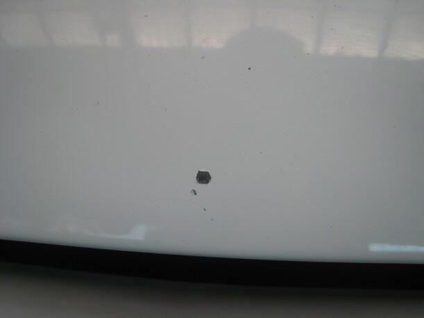 Foto: MOTORHAUBE eines Ford Scorpio Turnier Cup