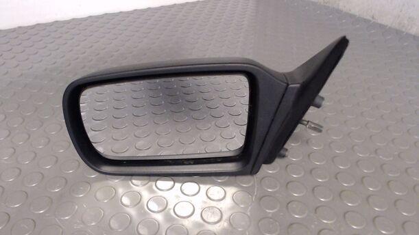 Foto: AUSSENSPIEGEL MECHANISCH VERSTELLB. LINKS eines Ford Scorpio Turnier Jeans