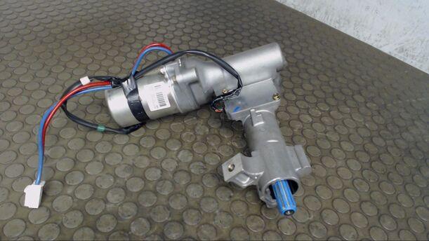 Foto: LENKSPINDEL MIT ELEKTROMOTOR eines Toyota Corolla 2.0 D-4D
