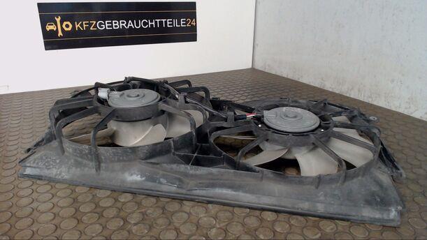 Foto: ELEKTROLÜFTER / DOPPELLÜFTER eines Toyota Corolla 2.0 D-4D