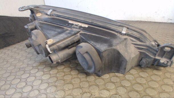 Foto: SCHEINWERFER LINKS eines Opel Vectra 1.6 Cup