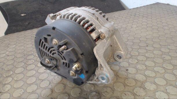 Foto: LICHTMASCHINE eines Opel Vectra 1.6