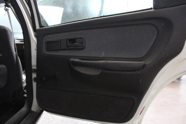 Foto: TÜR HINTEN RECHTS eines Ford Scorpio Turnier Cup