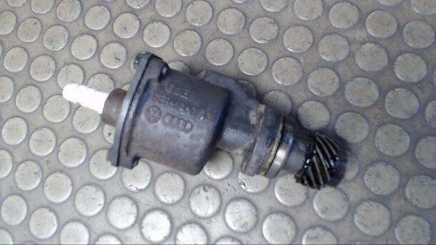 Foto: VAKUUMPUMPE eines Seat Arosa 1.7 SDI CL
