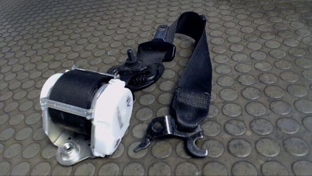 Foto: SICHERHEITSGURT VORNE LINKS eines BMW 318d DPF Touring CL