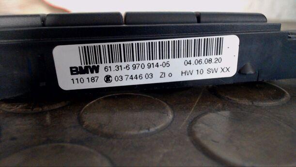 Foto: SCHALTZENTRUM eines BMW 318d DPF Touring CL