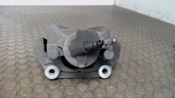 Foto: BREMSSATTEL VORN LINKS eines BMW 318d DPF Touring GL