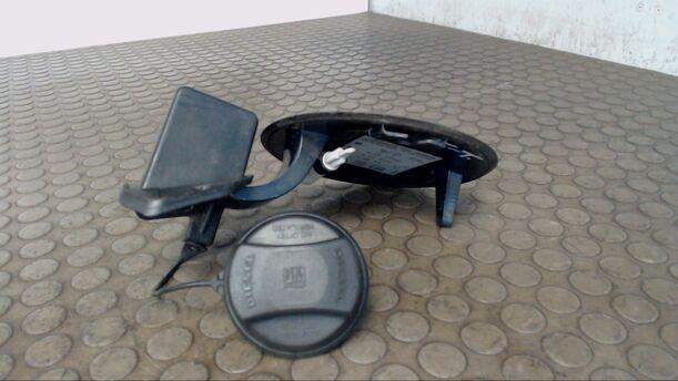 Foto: TANKKLAPPE MIT DECKEL eines Opel Corsa 1.3 CDTI
