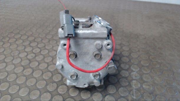 Foto: KOMPRESSOR KLIMAANLAGE eines Honda Civic 1.4i CL