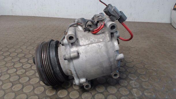 Foto: KOMPRESSOR KLIMAANLAGE eines Honda Civic 1.4i CL
