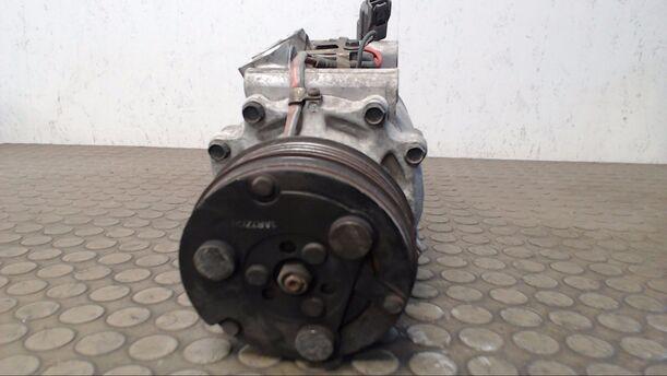 Foto: KOMPRESSOR KLIMAANLAGE eines Honda Civic 1.4i CL