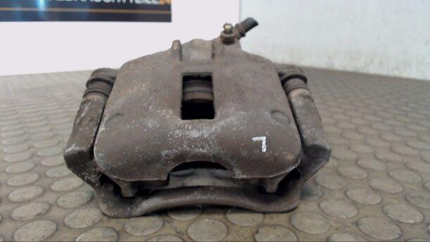 Foto: BREMSSATTEL VORN LINKS eines Nissan Micra 1.0 CL
