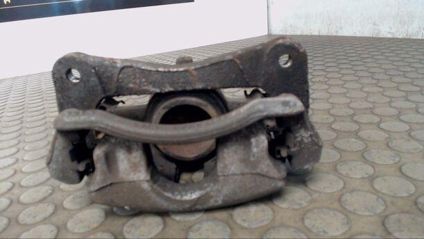 Foto: BREMSSATTEL VORN LINKS eines Nissan Micra 1.0 CL