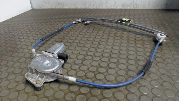 Foto: FENSTERHEBER ELEKTRISCH LINKS eines Lancia Y 1.2