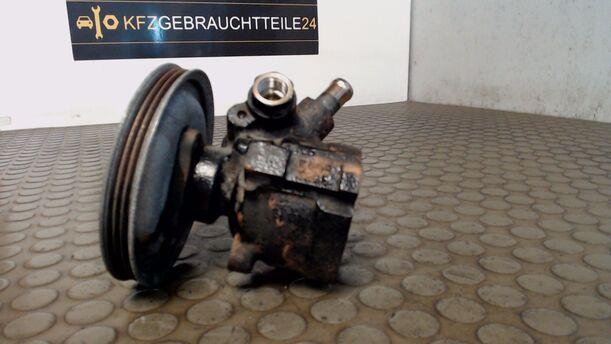 Foto: PUMPE SERVOLENKUNG eines Lancia Y 1.2 SLX