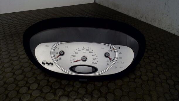 Foto: TACHOEINHEIT eines Lancia Y 1.2 SLX