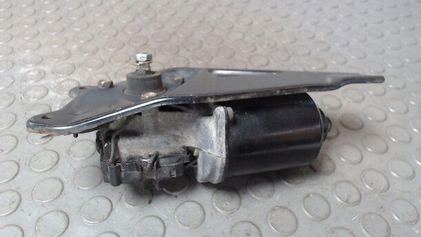 Foto: SCHEIBENWISCHERMOTOR VORN eines Suzuki Baleno 1.3