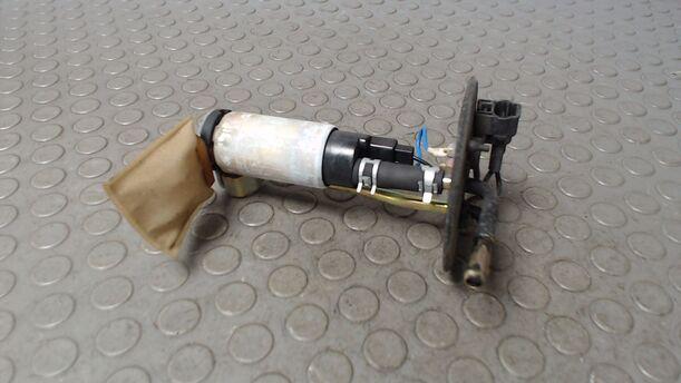 Foto: KRAFTSTOFFPUMPE eines Suzuki Baleno 1.3