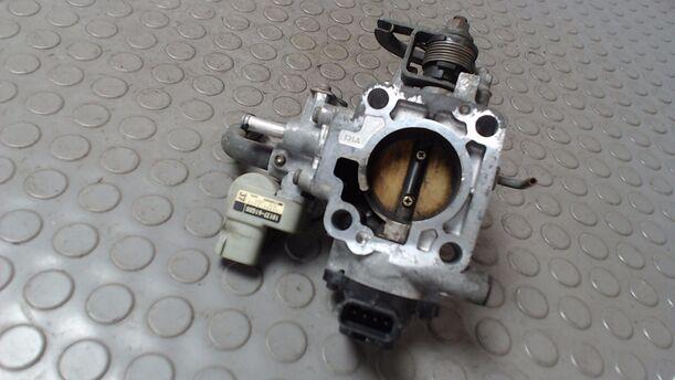 Foto: DROSSELKLAPPE/ DROSSELKLAPPENSTUTZEN eines Suzuki Baleno 1.3