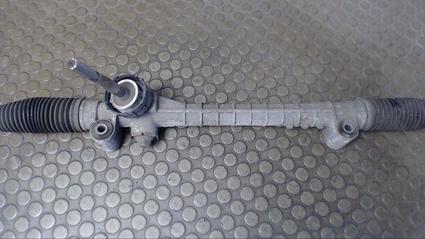 Foto: LENKUNG eines Opel Corsa 1.0 12V CL