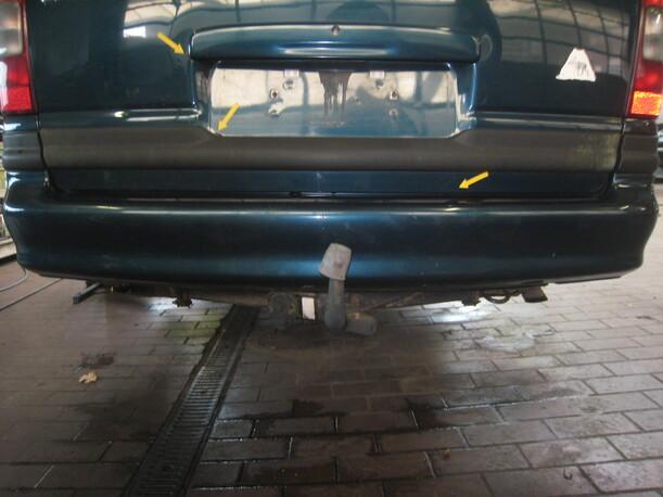 Foto: STOSSFÄNGER / STOSSSTANGE HINTEN eines Opel Sintra 3.0 V6 CL