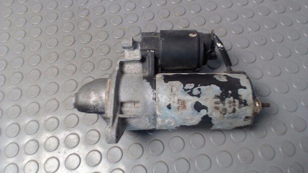 Foto: ANLASSER / STARTER BOSCH eines Opel Sintra 3.0 V6 Special