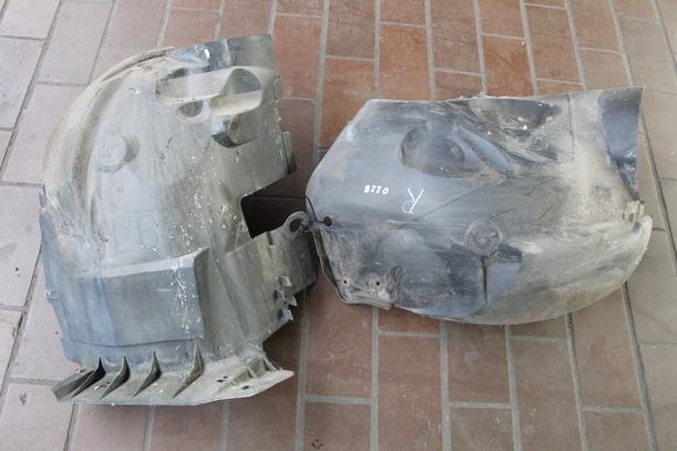 Foto: RADHAUSSCHALE/ INNENRADHAUS VORN RECHTS eines Renault Megane Grandtour 1.6