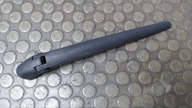 Foto: SCHEIBENWISCHERARM HINTEN eines Fiat Stilo 1.6 16V CL