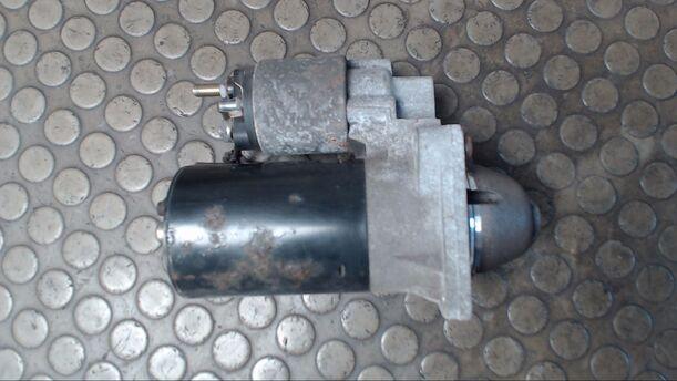 Foto: ANLASSER / STARTER BOSCH eines Fiat Stilo 1.6 16V