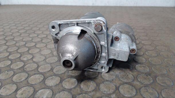 Foto: ANLASSER / STARTER BOSCH eines Fiat Stilo 1.6 16V