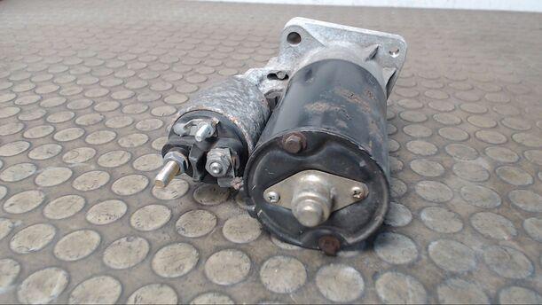 Foto: ANLASSER / STARTER BOSCH eines Fiat Stilo 1.6 16V