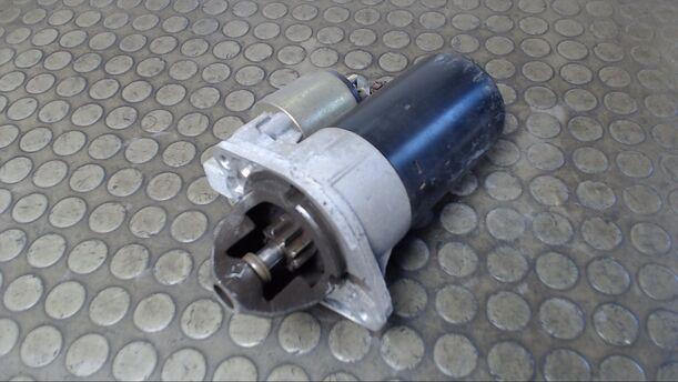 Foto: ANLASSER / STARTER BOSCH eines Fiat Stilo 1.6 16V