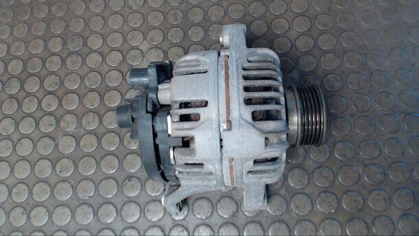 Foto: LICHTMASCHINE BOSCH eines Fiat Stilo 1.6 16V