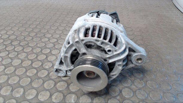 Foto: LICHTMASCHINE BOSCH eines Fiat Stilo 1.6 16V