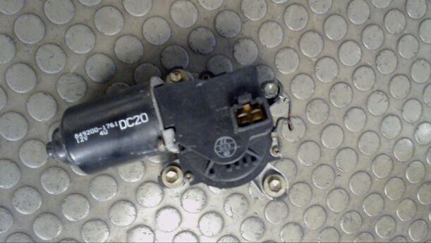 Foto: SCHEIBENWISCHERMOTOR VORN eines Mazda Demio 1.4