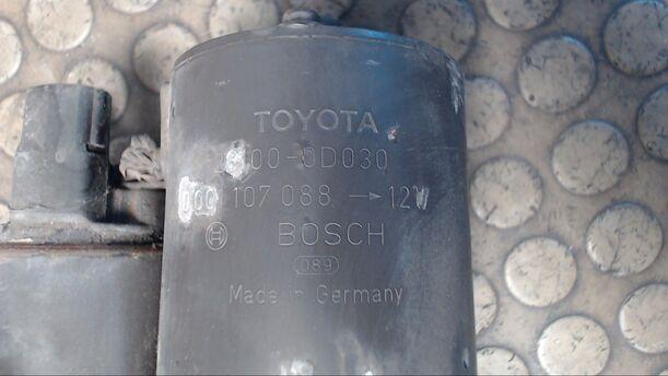 Foto: ANLASSER / STARTER BOSCH eines Toyota Avensis 1.8