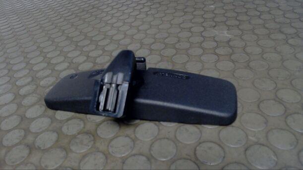 Foto: INNENSPIEGEL eines Volvo 460 2.0i GL