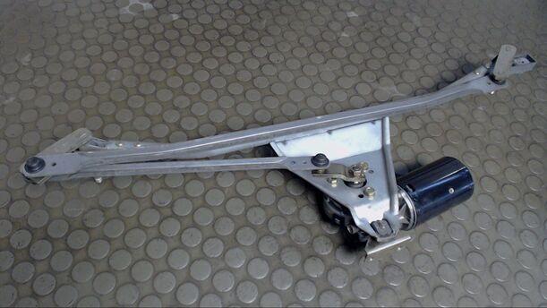 Foto: SCHEIBENWISCHERMOTOR VORN eines Volvo 460 2.0i GL