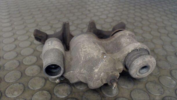 Foto: BREMSSATTEL HINTEN LINKS eines Peugeot 406 Break HDi Eco
