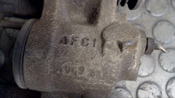 Foto: BREMSSATTEL HINTEN LINKS eines Peugeot 406 Break HDi Eco