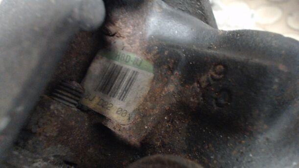 Foto: PUMPE SERVOLENKUNG eines Ford Fiesta SLX