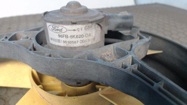 Foto: ELEKTROLÜFTER eines Ford Fiesta SLX