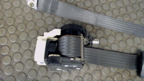 Foto: SICHERHEITSGURT VORNE RECHTS (4/5-Türer) eines Fiat Punto 1.2 8V Comfortline